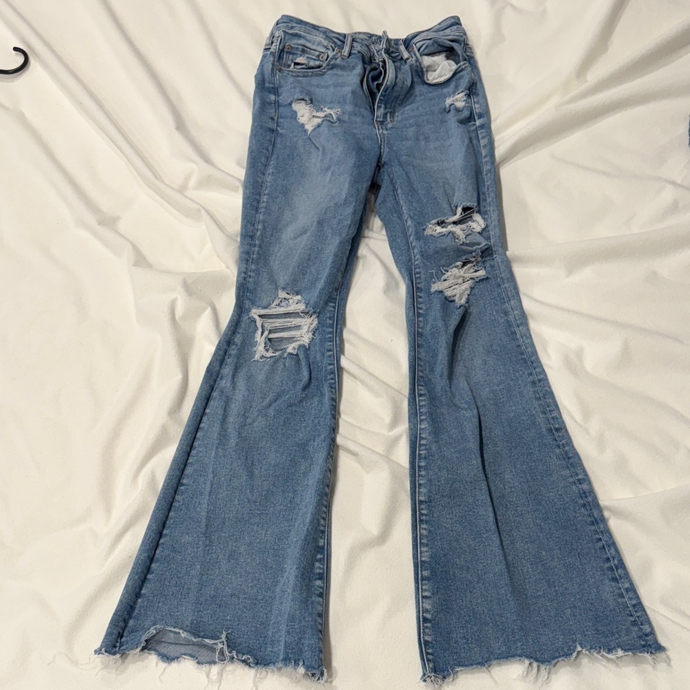 American Eagle Outfitters Light Blue Distressed Flare Jeans - Picture 1 of 1
